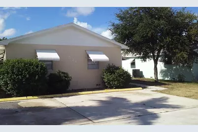 521 W Perry Street, Lantana, FL 33462 - Photo 1