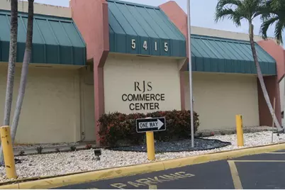 5415 NW 15th St, Unit #23, Margate, FL 33063 - Photo 1