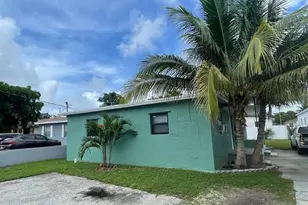 22 NW 8th Ave, Dania Beach, FL 33004 - Photo 1