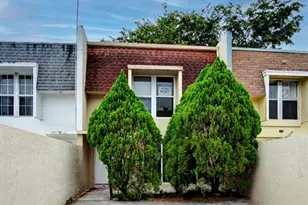 6252 Highland Ct, North Lauderdale, FL 33068 - Photo 1