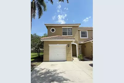 12123 SW 2nd St, Pembroke Pines, FL 33025 - Photo 1