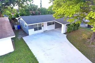 2724 NW 2nd St, Pompano Beach, FL 33069 - Photo 1