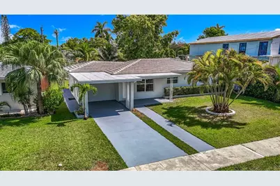 825 NE 4th St, Hallandale Beach, FL 33009 - Photo 1