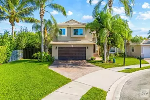 16607 Sapphire Manor, Weston, FL 33331 - Photo 1