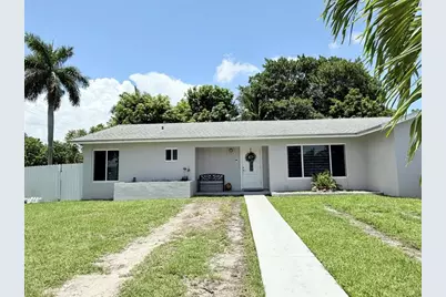 11121 SW 163rd St, Miami, FL 33157 - Photo 1