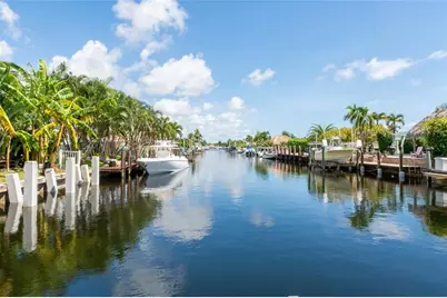 711 SE 5th Ct, Pompano Beach, FL 33060 - Photo 1