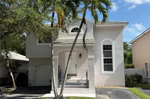 9840 NW 9th Ct, Plantation, FL 33324 - Photo 1