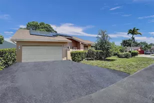 1060 SW 55th Way, Margate, FL 33068 - Photo 1