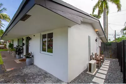7700 NW 15th St, Pembroke Pines, FL 33024 - Photo 1
