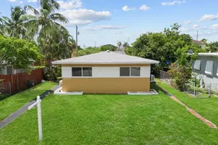 2212 Roosevelt St, Hollywood, FL 33020 - Photo 1
