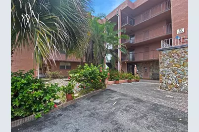 2841 Somerset Drive #400, Lauderdale Lakes, FL 33311 - Photo 1