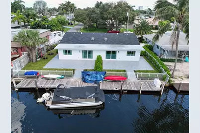 1810 SE 7th St, Pompano Beach, FL 33060 - Photo 1