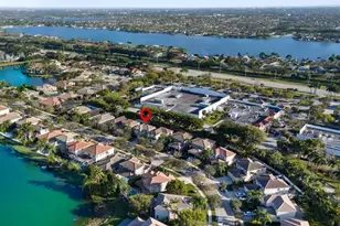 19452 SW 68th St, Pembroke Pines, FL 33332 - Photo 1