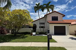 18 Capitol Ct, Deerfield Beach, FL 33442 - Photo 1
