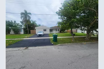 6133 Hogan Creek Road, Margate, FL 33063 - Photo 1