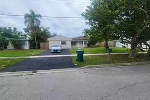 6133 Hogan Creek Rd, Margate, FL 33063 - Photo 1