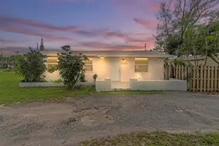 3548 Melaleuca Ln, Lake Worth, FL 33461 - Photo 1