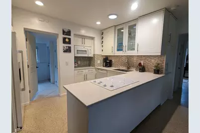 609 NE 14th Pl, Fort Lauderdale, FL 33304 - Photo 1