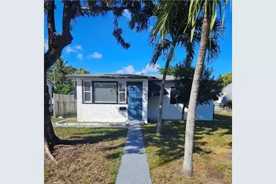 2123  Taft St, Hollywood, FL 33020 - Photo 1
