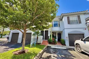 735 SW 148th Ave, Davie, FL 33325 - Photo 1