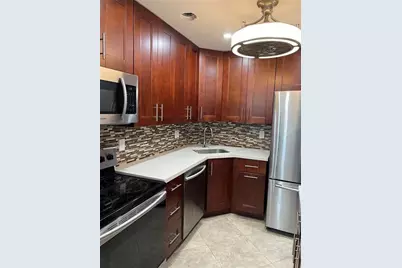 3115  Oakland Shores Dr, Unit #E201, Oakland Park, FL 33309 - Photo 1