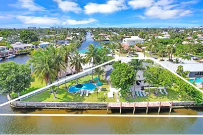 570 SE 11 Street, Pompano Beach, FL 33060 - Photo 1