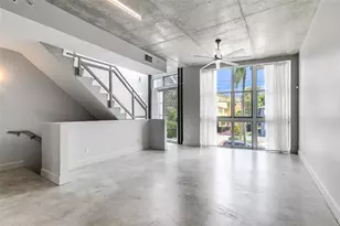 721 SE 12th Ct, Fort Lauderdale, FL 33316 - Photo 1