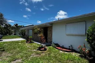 908 NW 10th Ave, Boynton Beach, FL 33426 - Photo 1