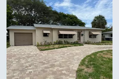 237 E Ilex Drive, West Palm Beach, FL 33403 - Photo 1