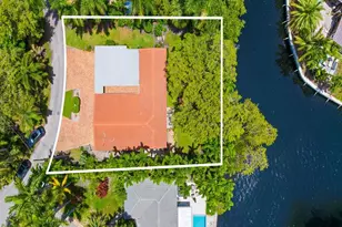 708 NW 22nd St, Wilton Manors, FL 33311 - Photo 1