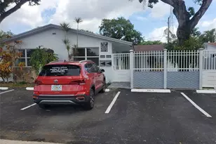 3941 SW 51st St, Dania Beach, FL 33312 - Photo 1