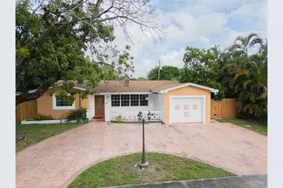 1910 N 35th Ave, Hollywood, FL 33021 - Photo 1