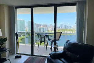 3675 N Country Club Dr Unit, Miami, FL 33180 - Photo 1