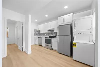 412 SE 16th Street #4, Fort Lauderdale, FL 33316 - Photo 1