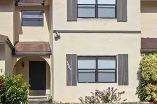 7427 NW 34th St, Lauderhill, FL 33319 - Photo 1