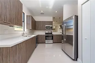 1230 NE 3rd Ave, Fort Lauderdale, FL 33304 - Photo 1