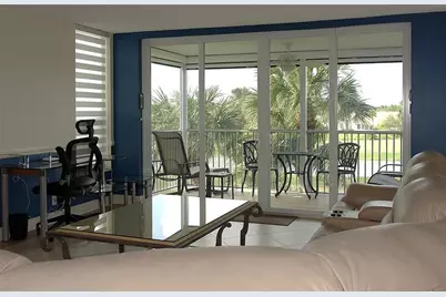 3970  Oaks Clubhouse Dr, Unit #402, Pompano Beach, FL 33069 - Photo 1