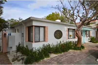 835 NE 15th Avenue #5, Fort Lauderdale, FL 33304 - Photo 1