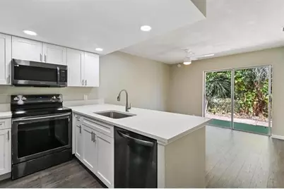 3450 - 3460  NE 13th Ave, Oakland Park, FL 33334 - Photo 1