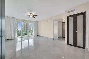 31 SE 5 Unit, Miami, FL 33131 - Photo 1