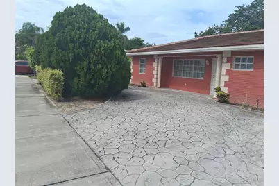 408 SE 6th Avenue, Deerfield Beach, FL 33441 - Photo 1