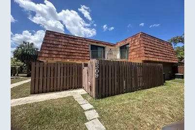 [Address not provided], North Lauderdale, FL 33068 - Photo 1