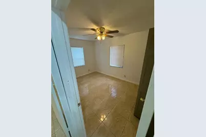 218 SW 3rd St, Deerfield Beach, FL 33441 - Photo 1