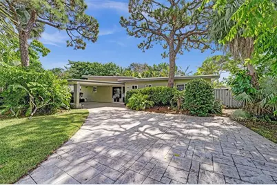 2732 NE 15th Ter, Wilton Manors, FL 33334 - Photo 1