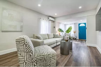 919 NE 37th St, Oakland Park, FL 33334 - Photo 1