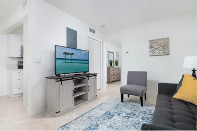 805 NE 23rd Dr, Unit #2, Wilton Manors, FL 33305 - Photo 1