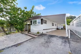 2710 E Marina Dr, Fort Lauderdale, FL 33312 - Photo 1