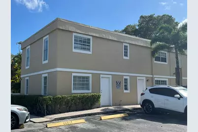 317 SE 11th Avenue #D, Pompano Beach, FL 33060 - Photo 1