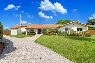 11544 SW 98th Pl, Miami, FL 33176 - Photo 1