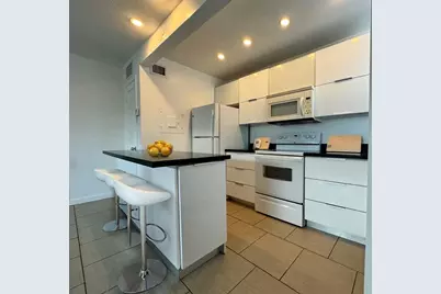 2830 NE 30th Pl, Unit #5, Fort Lauderdale, FL 33306 - Photo 1